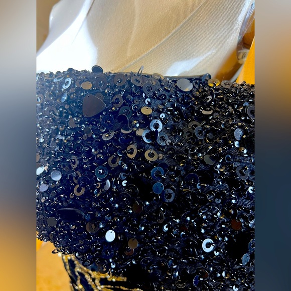 Shipping - Picture 3 of 5